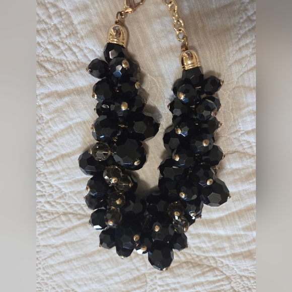Elegant Black Beaded Choker - Picture 4 of 5